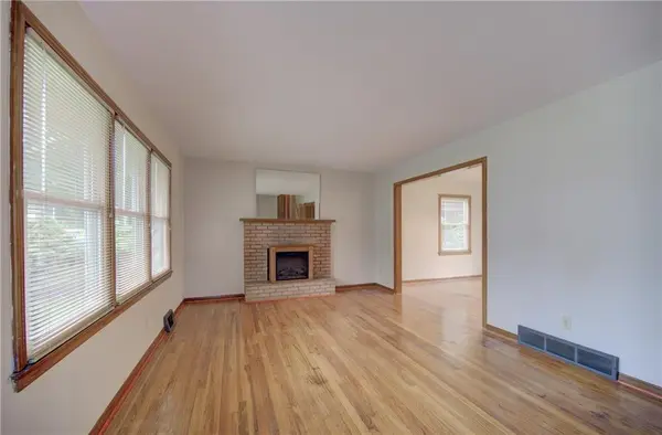 1532 NE 51ST TER, Kansas City, MO 64118