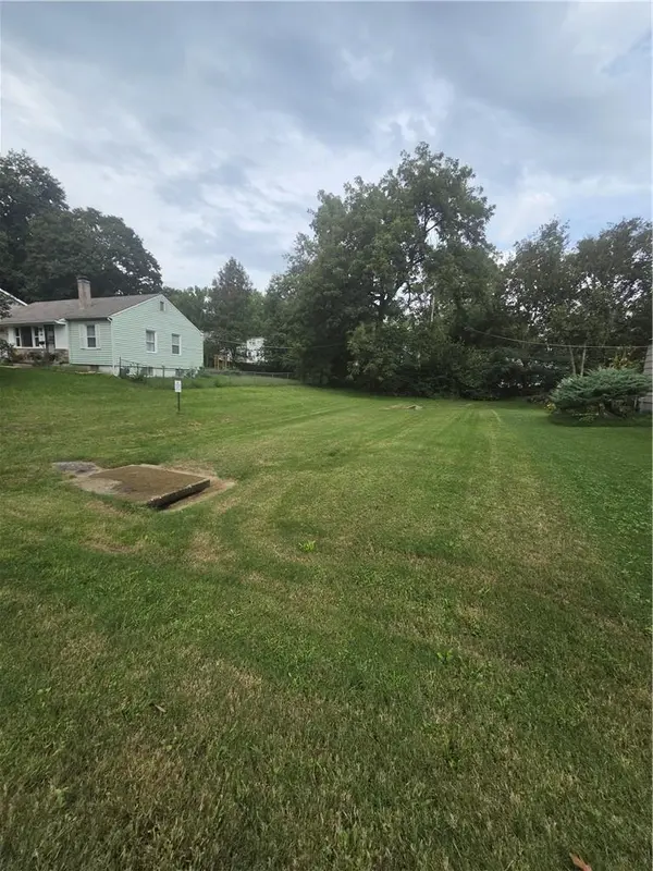 516 W 88th ST, Kansas City, MO 64114