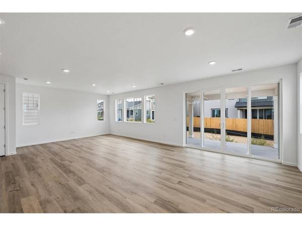 45932 Faith, Bennett, CO 80102