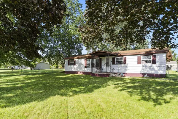 2710 Kreighbaum ST, Elkhart, IN 46517