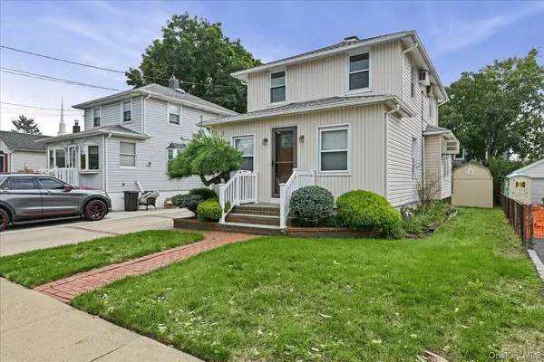 309 Frederick AVE, Bellmore, NY 11710