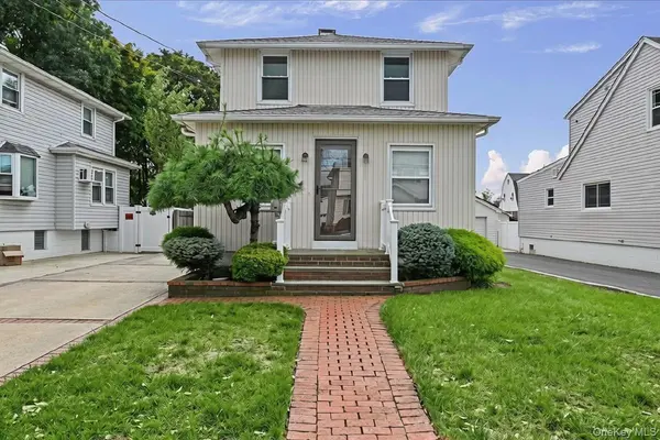 309 Frederick AVE, Bellmore, NY 11710