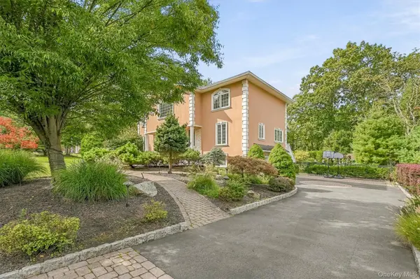22 Beaumont DR, New City, NY 10956