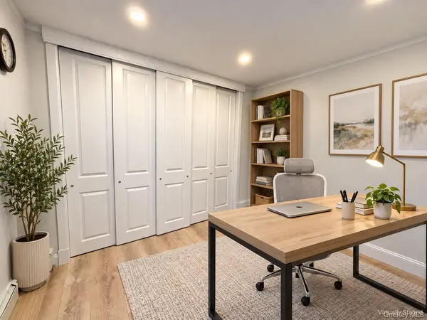 7252 Metropolitan AVE #2B, Middle Village, NY 11379