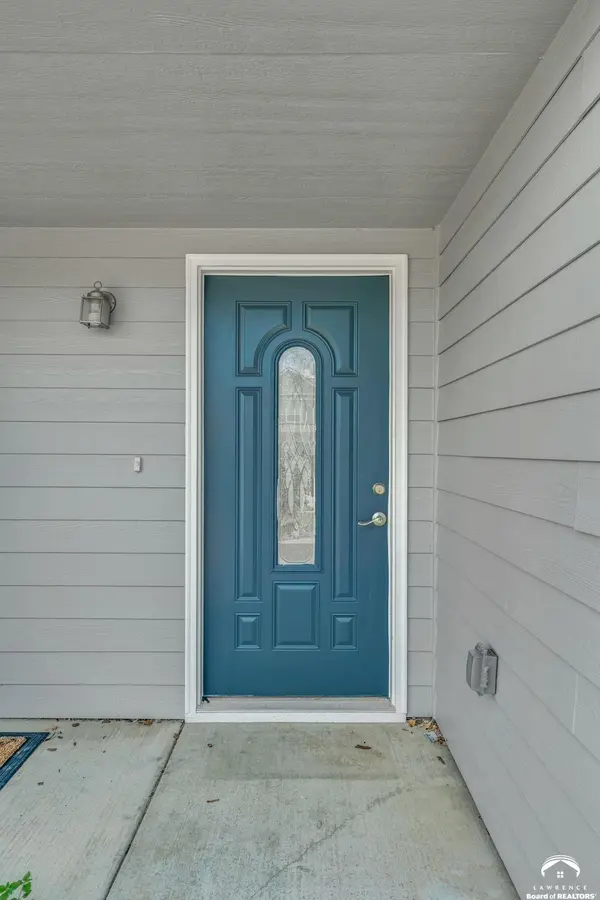 506 Santa Fe CT, Baldwin City, KS 66006