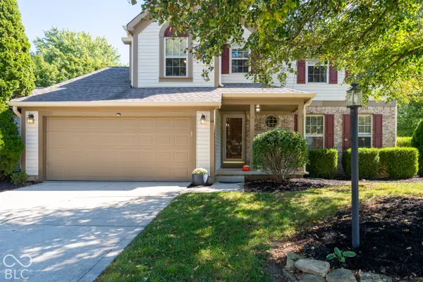 8567 Knoll XING, Fishers, IN 46038