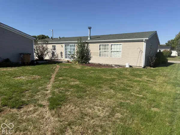 3313 Deerbrook DR, Columbus, IN 47203