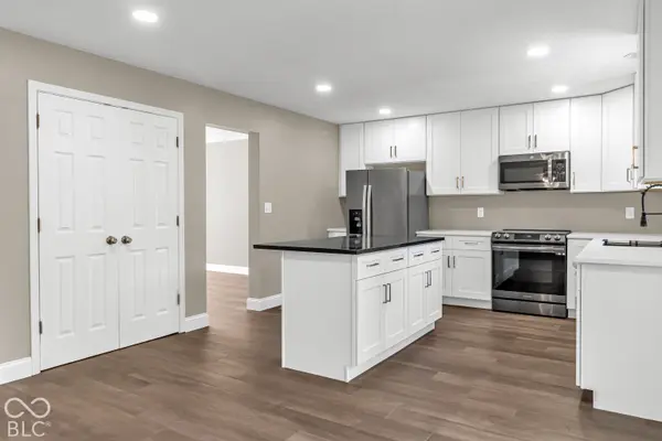 11890 Sand Creek BLVD, Fishers, IN 46037