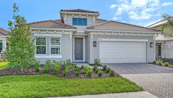 8201 SCARLETBUSH DR, Sarasota, FL 34240