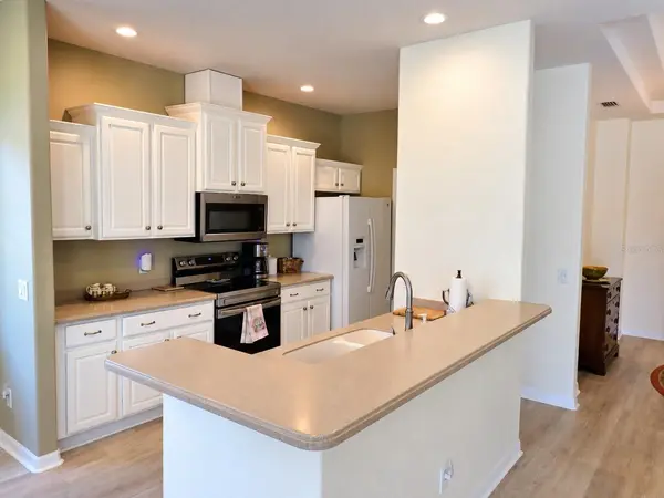 11500 DANCING RIVER DR, Venice, FL 34292