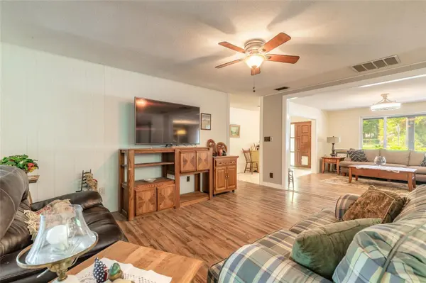 1225 VINE ST, Daytona Beach, FL 32117