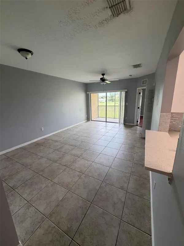 483 LAS CORTES LN #205, Orlando, FL 32824
