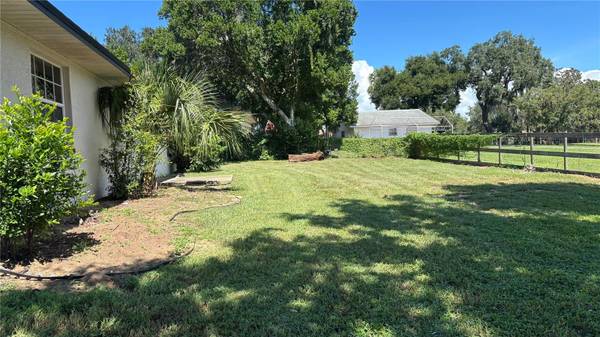 17430 HILLSIDE DR, Montverde, FL 34756