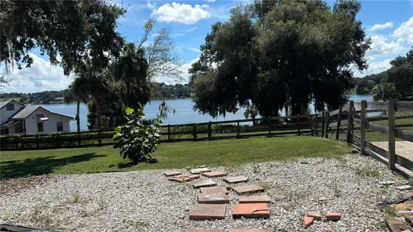 17430 HILLSIDE DR, Montverde, FL 34756