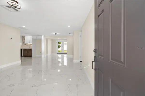 3041 HOLIDAY LAKE DR, Holiday, FL 34691