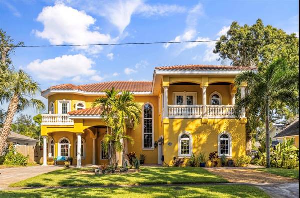 911 JUNGLE AVE N, St Petersburg, FL 33710
