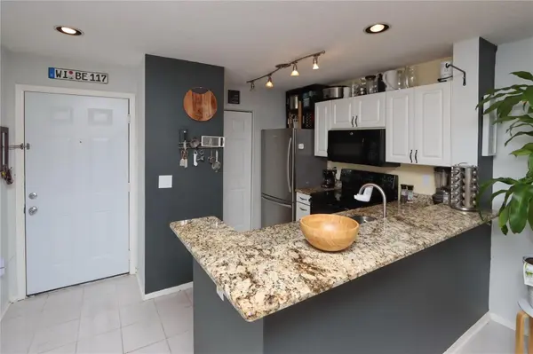 10110 WINSFORD OAK BLVD #618, Tampa, FL 33624