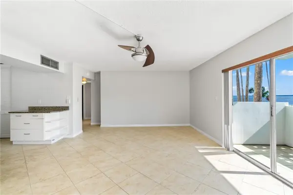 2401 BAYSHORE BLVD #212, Tampa, FL 33629