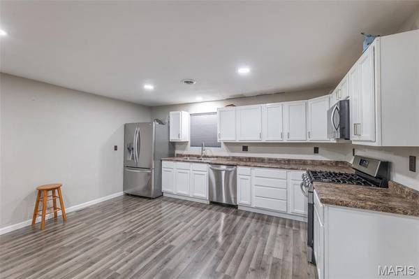 320 Ripley Route K, Doniphan, MO 63935