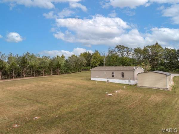 26039 Rynelle DR, Wright City, MO 63390