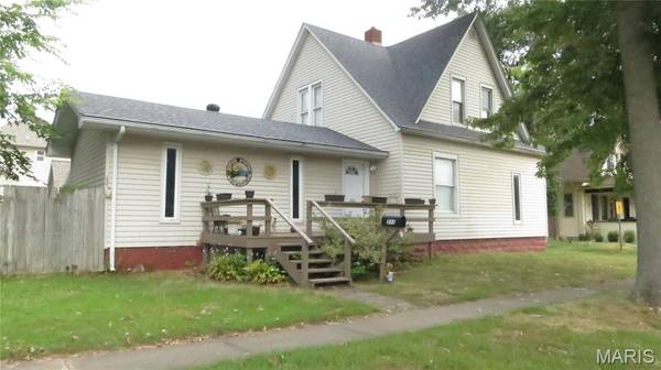 211 E SOUTH, Greenville, IL 62246