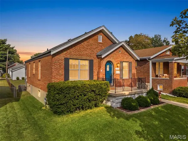 5445 Robert AVE, St Louis, MO 63109