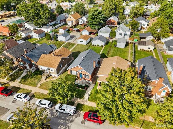 5445 Robert AVE, St Louis, MO 63109