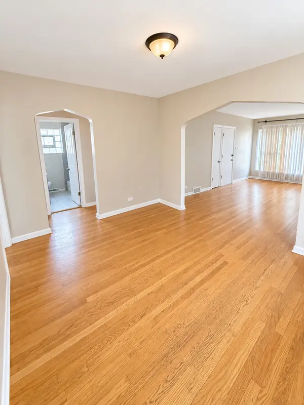 7922 S Wood ST #2, Chicago, IL 60620