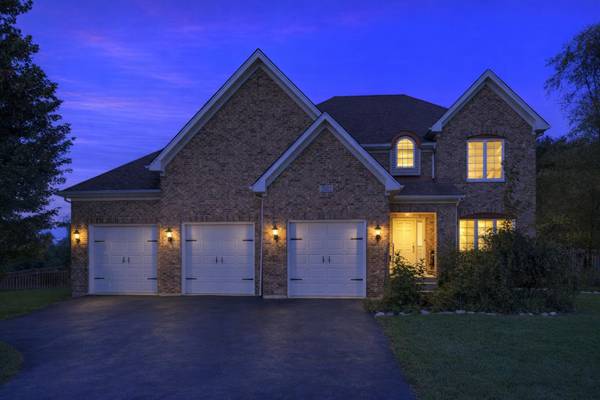 12908 Timber Wood CIR, Plainfield, IL 60585