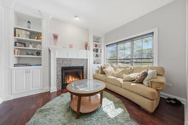 12908 Timber Wood CIR, Plainfield, IL 60585