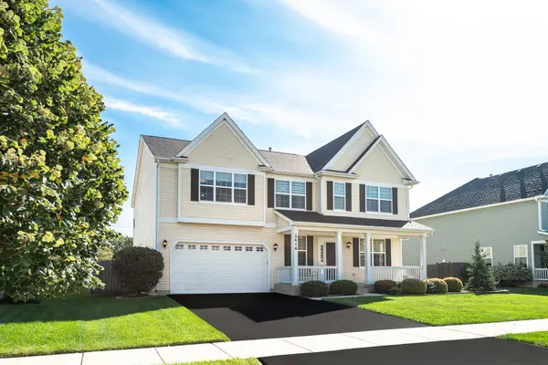 2416 Heron LN, Wauconda, IL 60084
