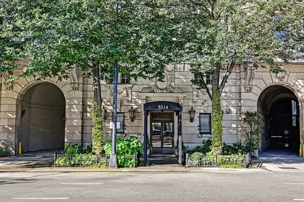 3314 N Lake Shore DR #9D, Chicago, IL 60657