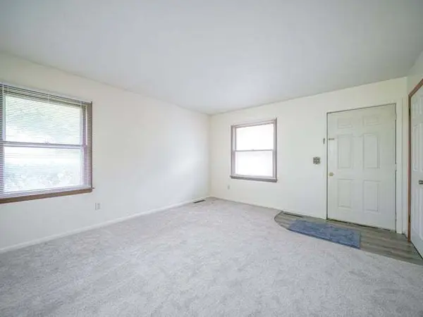 416 E 2nd ST, Byron, IL 61010