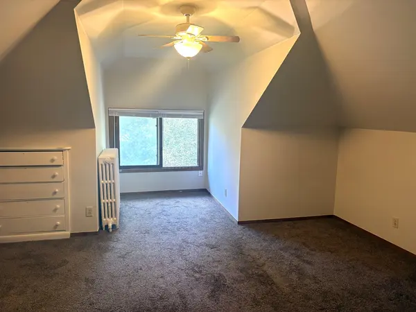 322 College AVE #3, Dekalb, IL 60115