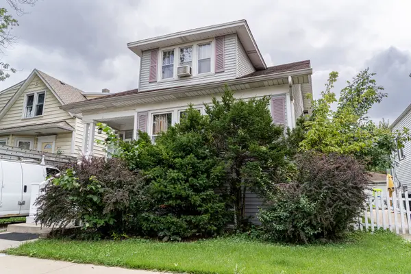 5023 W Eddy ST, Chicago, IL 60641