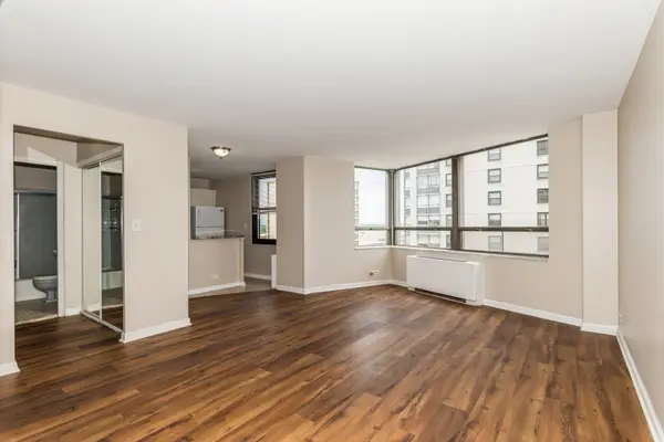 5701 N Sheridan RD #12N, Chicago, IL 60660