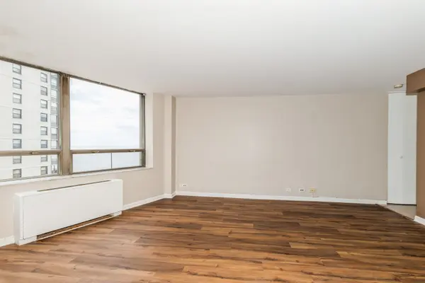 5701 N Sheridan RD #12N, Chicago, IL 60660