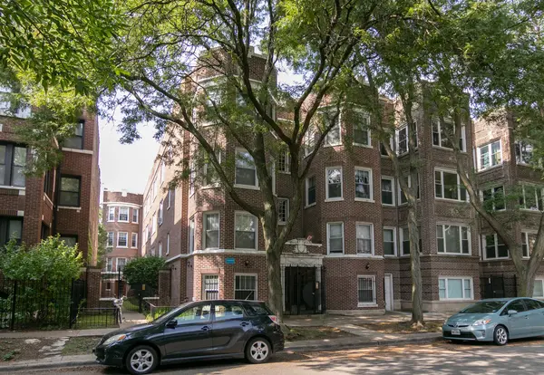 7646 N Greenview AVE #3, Chicago, IL 60626