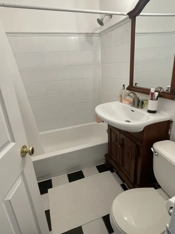 6833 N Oakley AVE #3B, Chicago, IL 60645