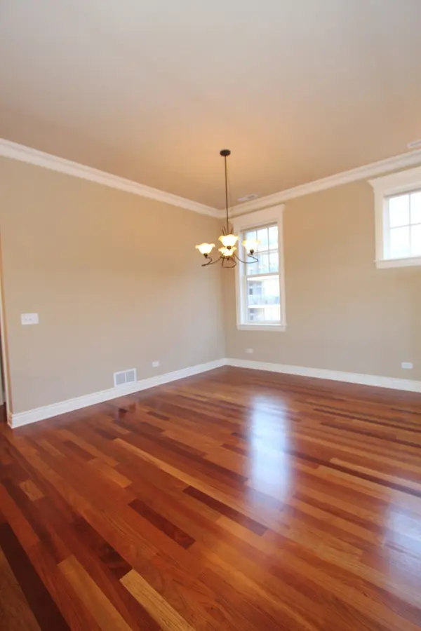 35 S Racine AVE #5NW, Chicago, IL 60607