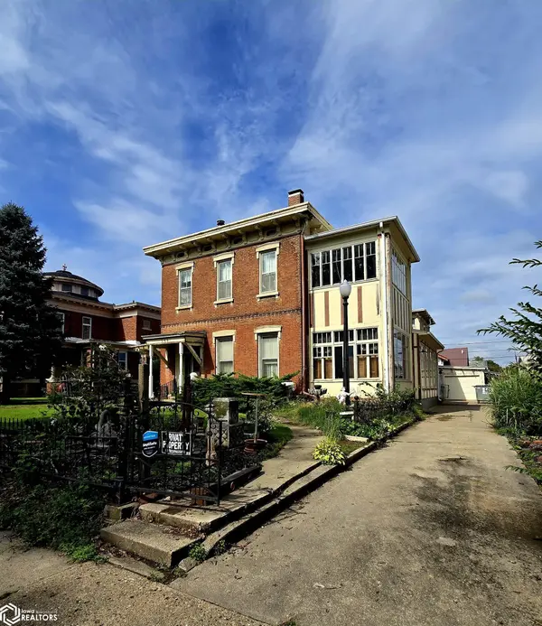 509 High AVE, Oskaloosa, IA 52577