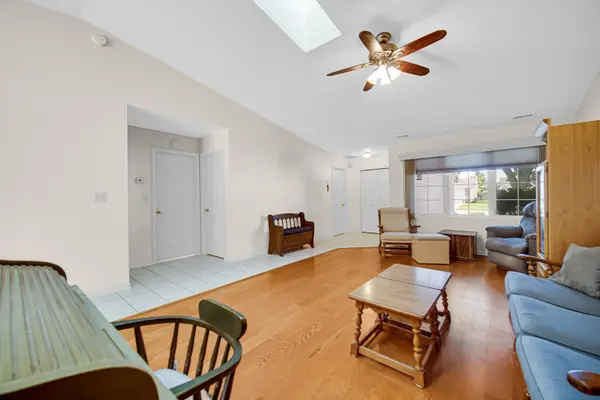 280 S Heather LN, Crown Point, IN 46307