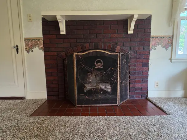 412 W Main ST, Pipestone, MN 56164