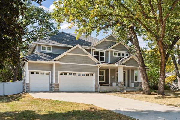 6212 Ewing AVE S, Edina, MN 55410