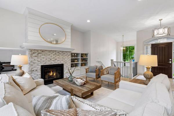 3419 Groveland LN, Minnetonka, MN 55345