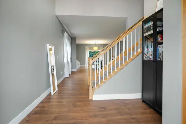 205 Butternut CIR, Carver, MN 55315