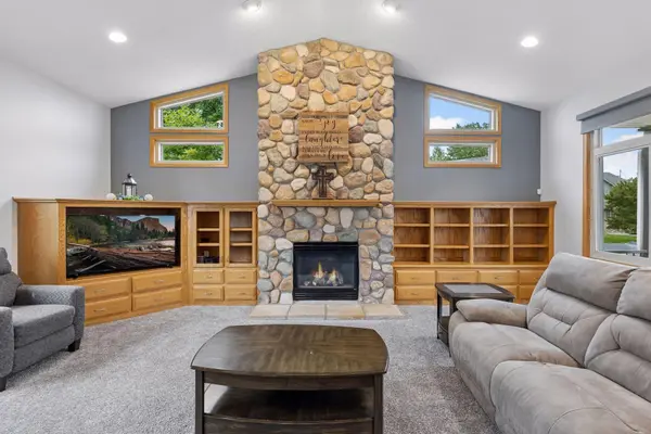 4181 Jason CT NE, Saint Michael, MN 55376