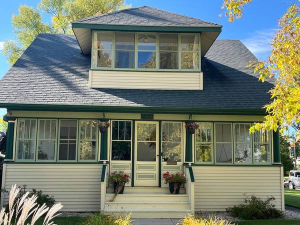 721 Main AVE N, Thief River Falls, MN 56701