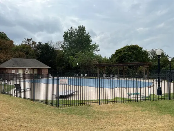 12421 Goldsborough RD, Midwest City, OK 73130