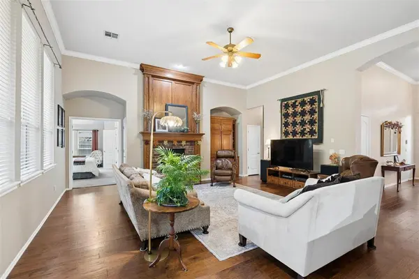 3813 Lorings RD, Norman, OK 73072